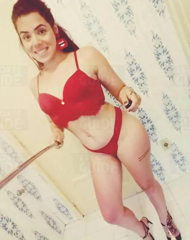 Escortgirl Bruninha