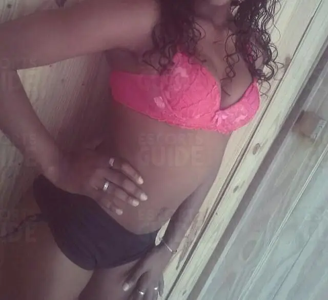 Escortgirl Shay