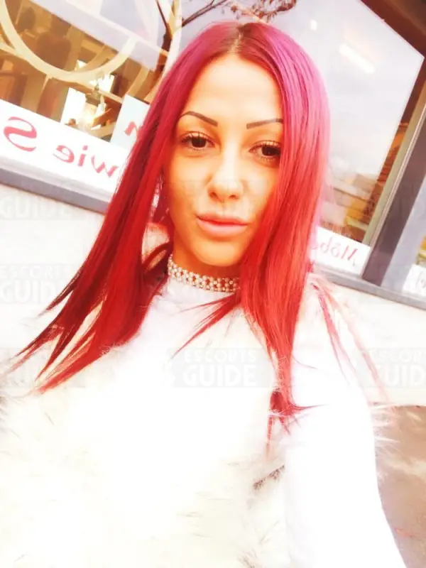 Escortgirl Nikole