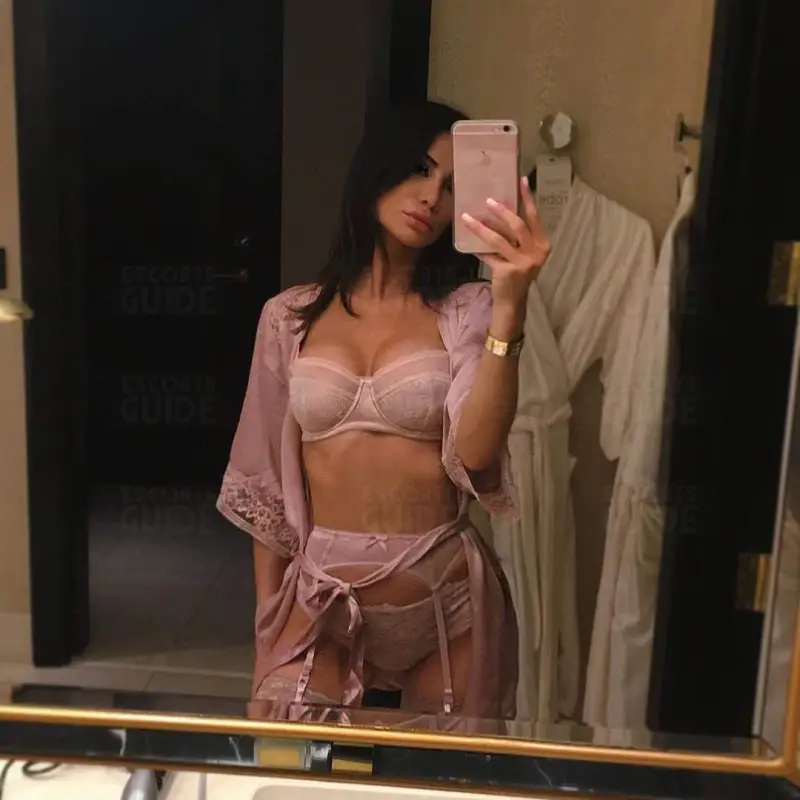 Escortgirl Leyla