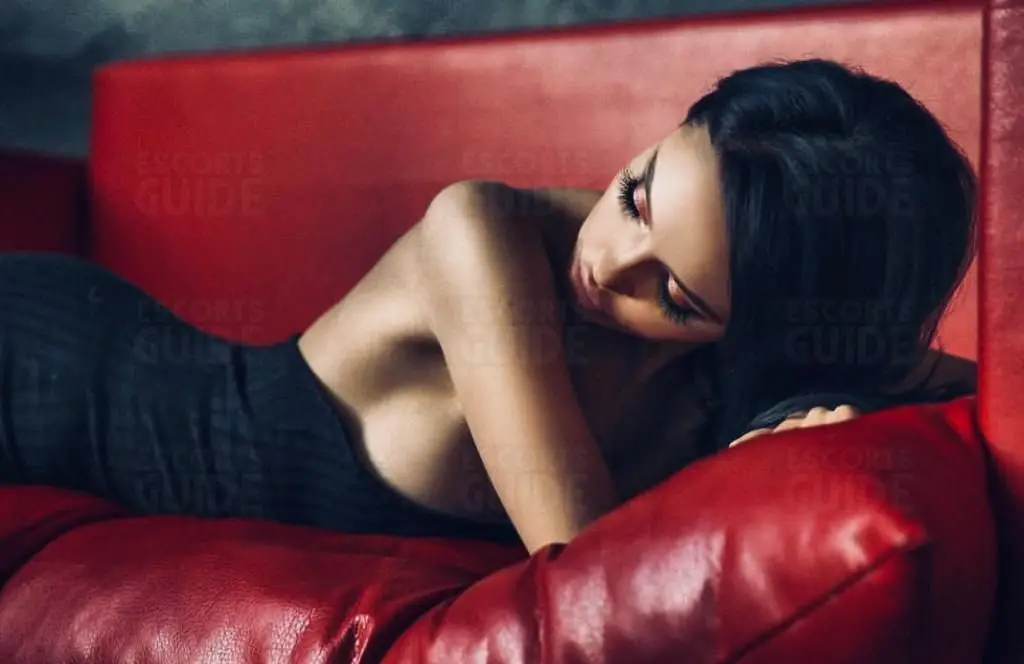 Escortgirl Kira