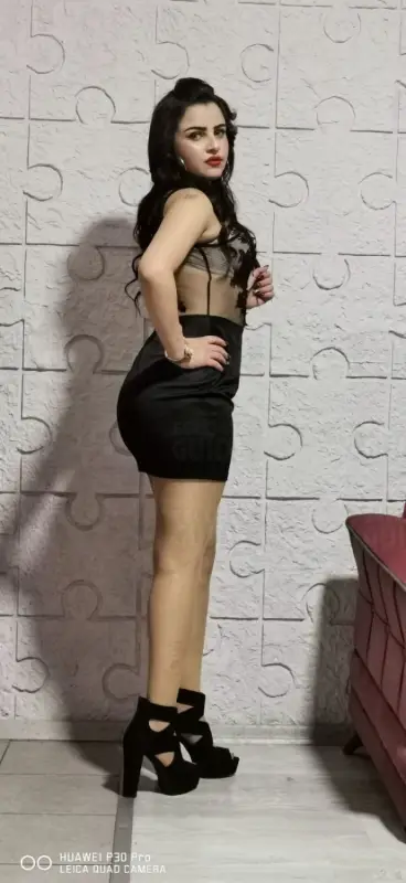 Escortgirl Dina
