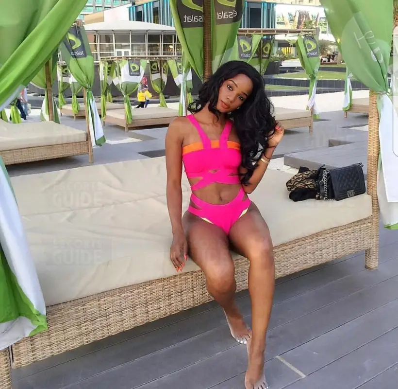 Escortgirl Tasha