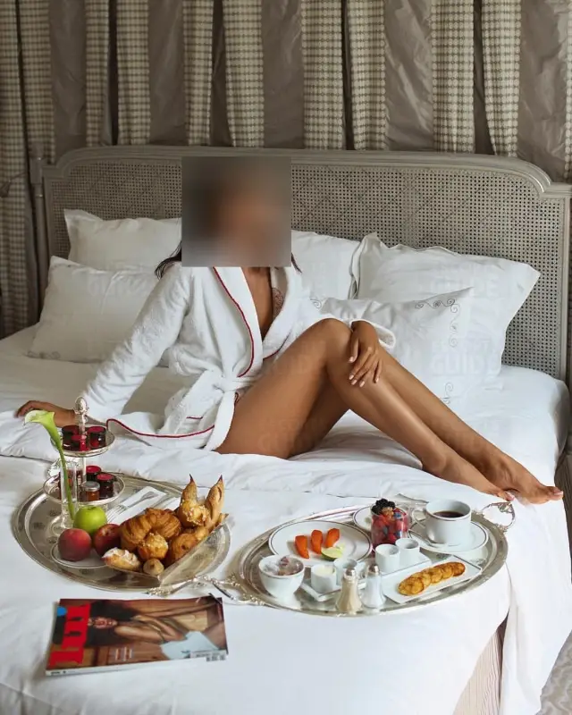 Escortgirl Paula