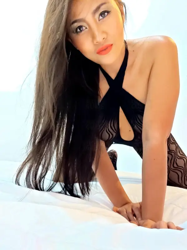 Angie squirt girl