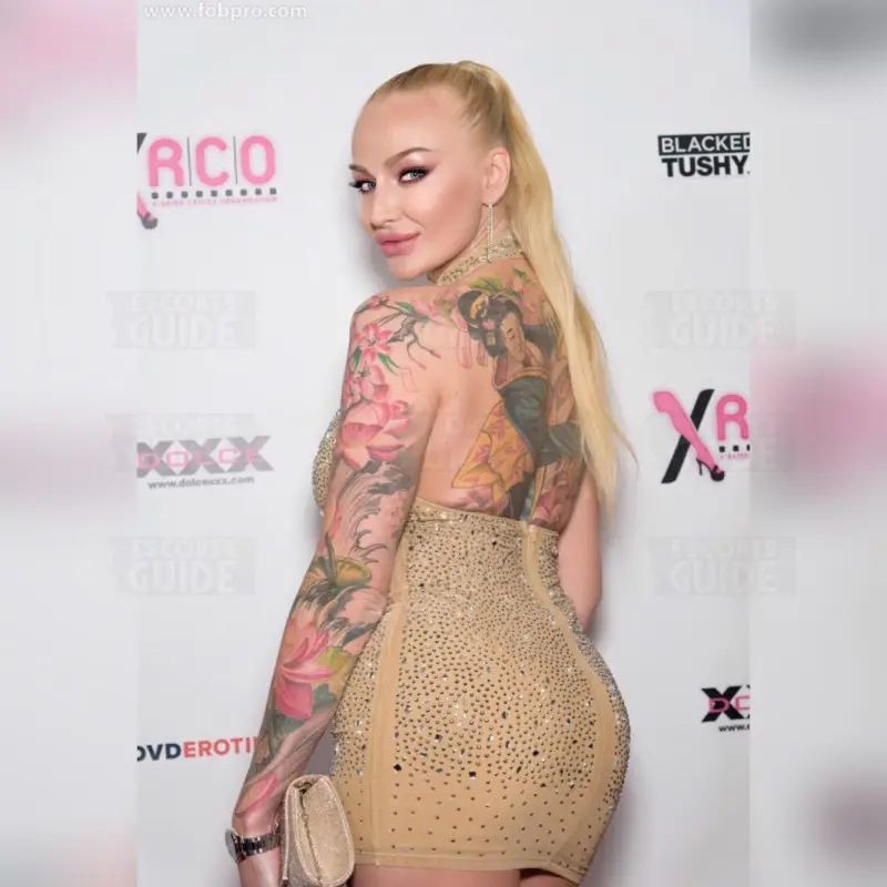 Pornstar Kayla Green