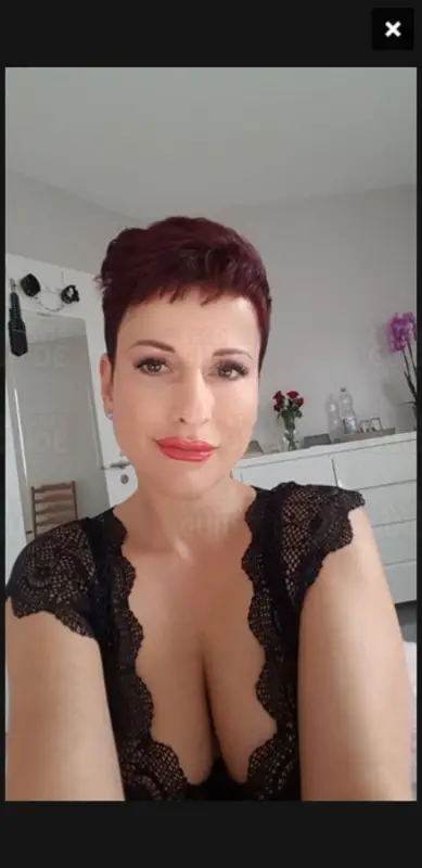 Escortgirl Lisa Pinelli