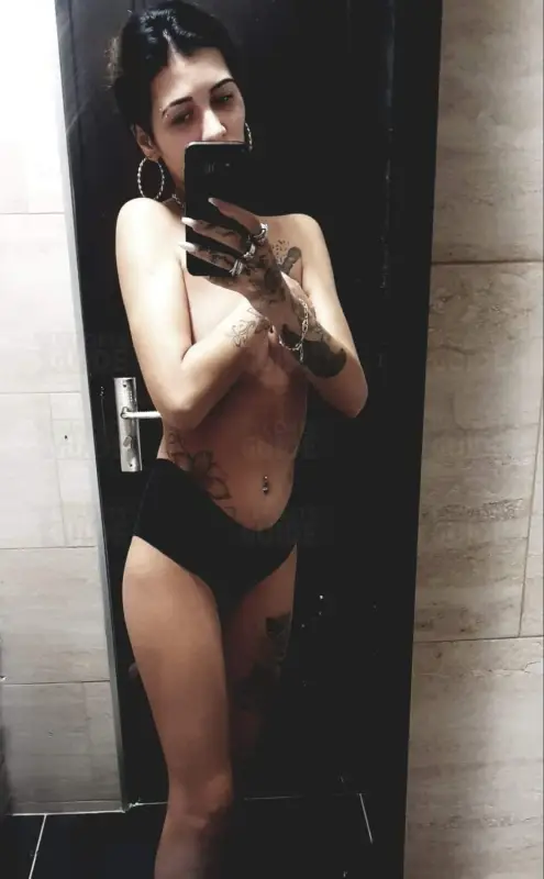 Escortgirl Mary