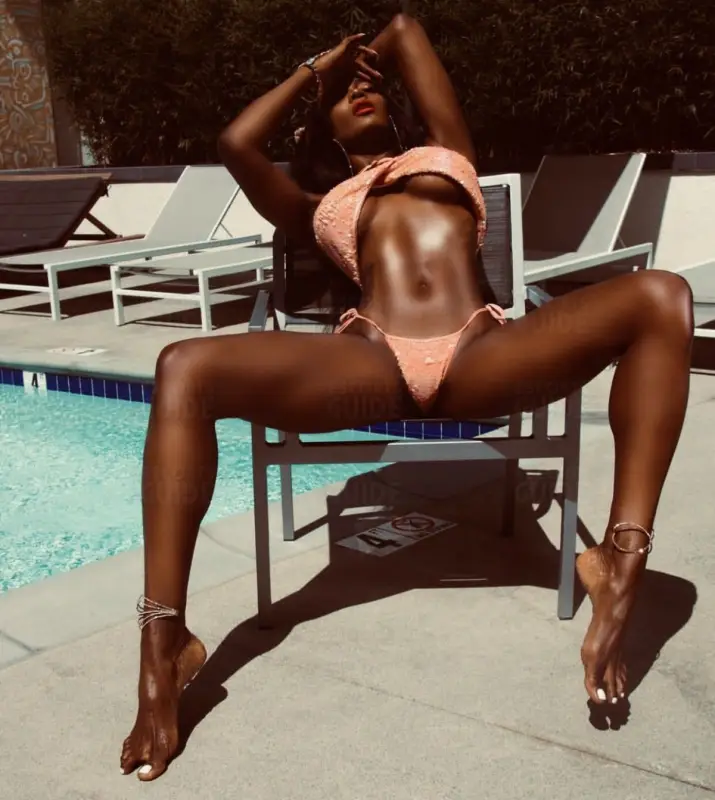 Escortgirl Ella