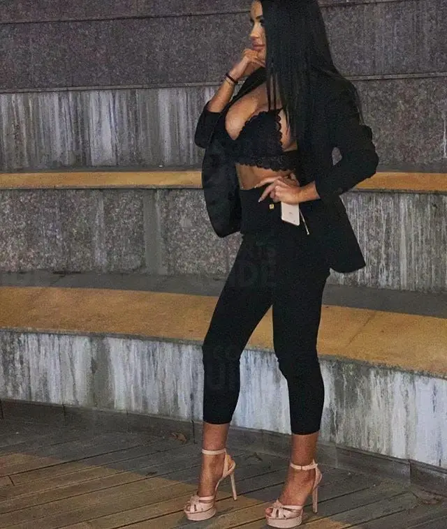 Escortgirl Ferya