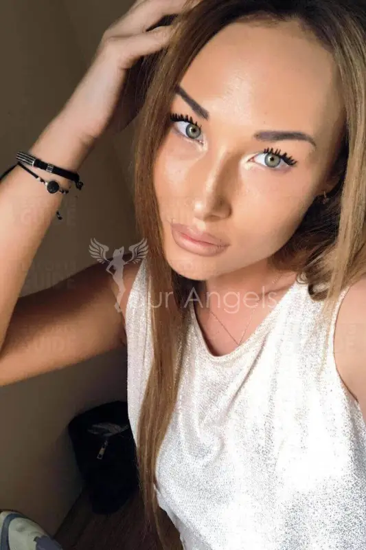 Escortgirl Inesa