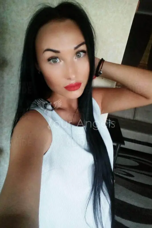 Escortgirl Inesa