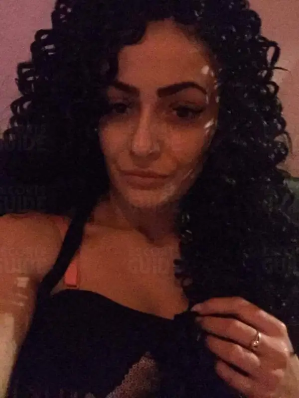 Escortgirl Annee