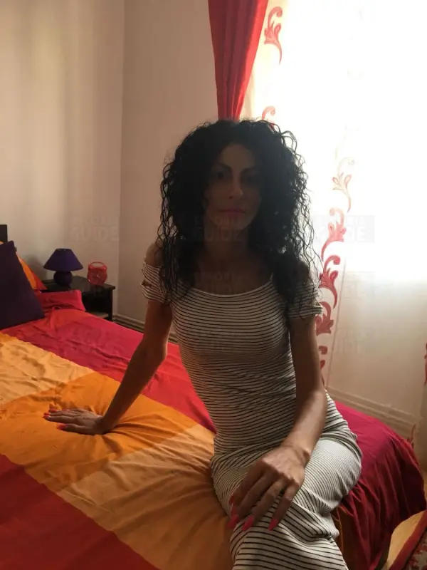 Escortgirl Mary