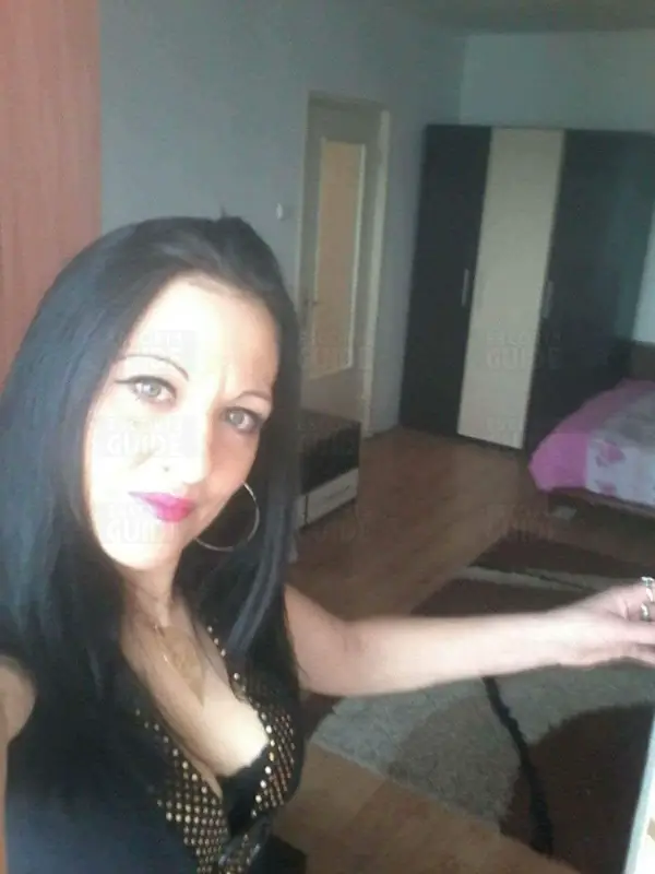 Escortgirl Laura