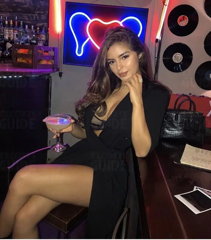 Escortgirl Alina
