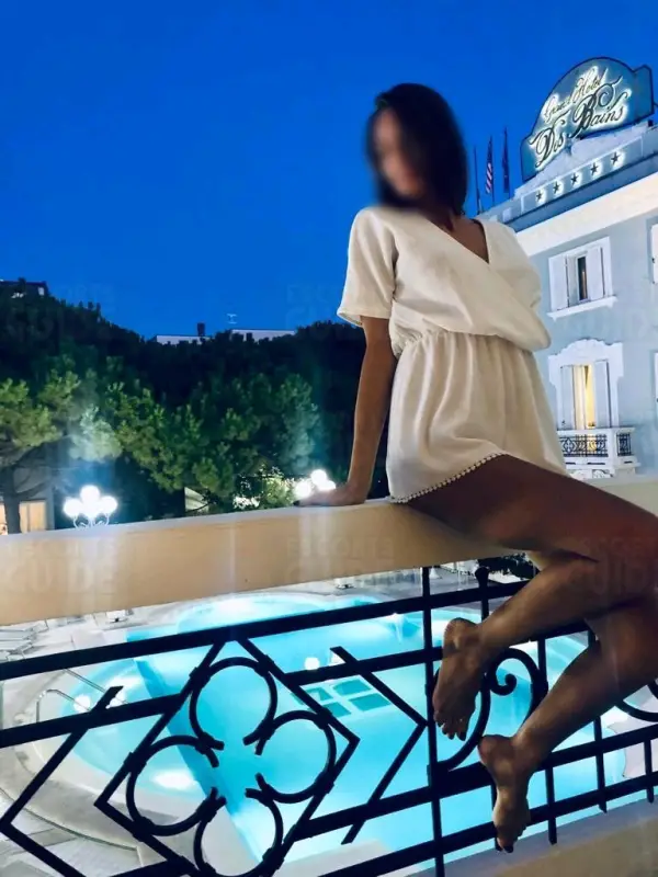 Escortgirl Nicole