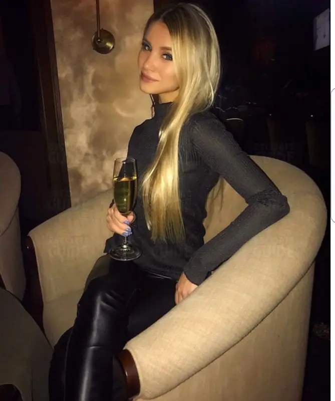 Escortgirl Loren
