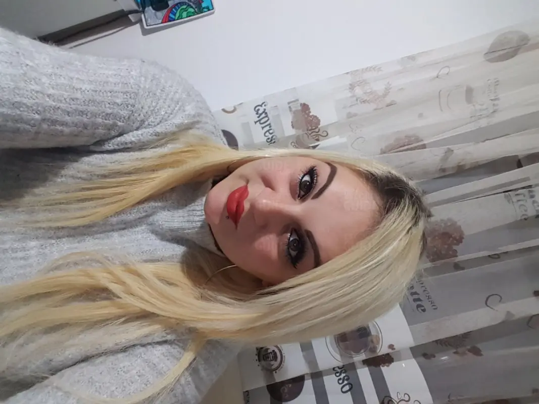 Escortgirl Aida