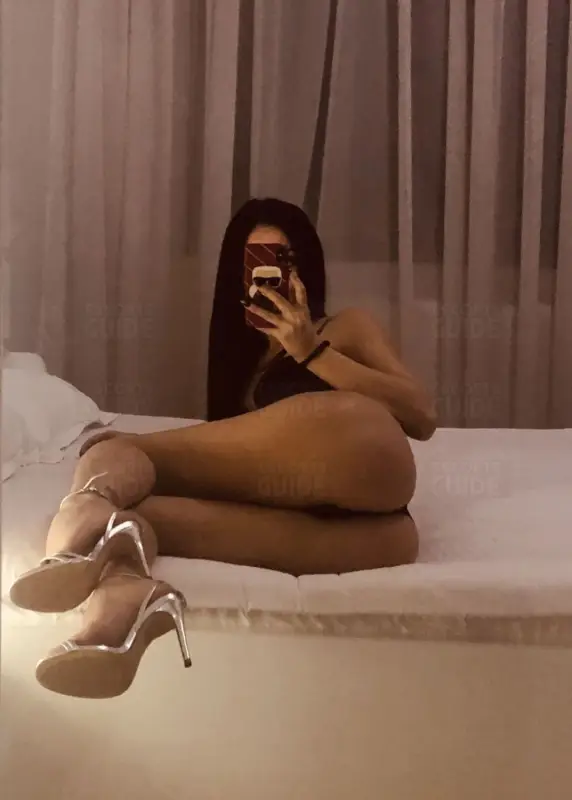 Escortgirl Karinaa