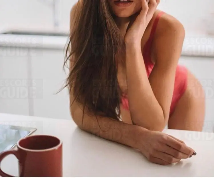 Escortgirl Paula