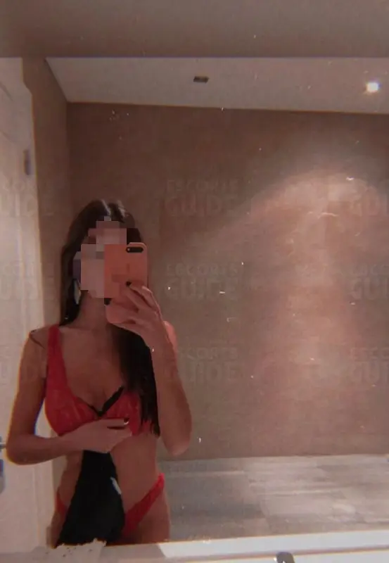 Escortgirl Paula