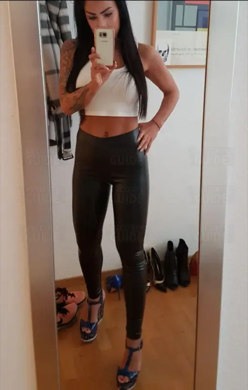 Escortgirl Blue Blue