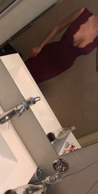 Escortgirl Norwegian Bella