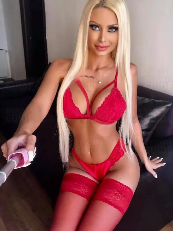 Escortgirl Sabrina Deluxe
