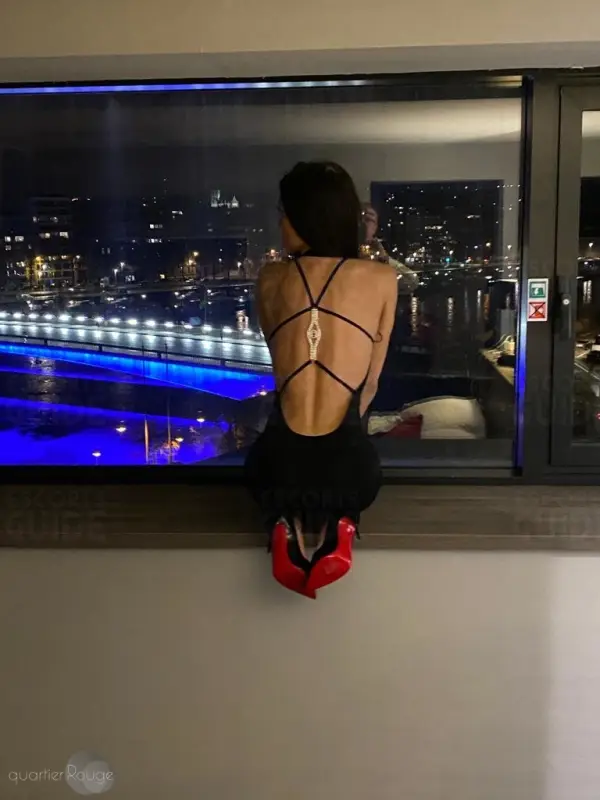 Amber VIP
