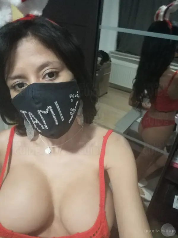 Je suis femme. Photos réelles