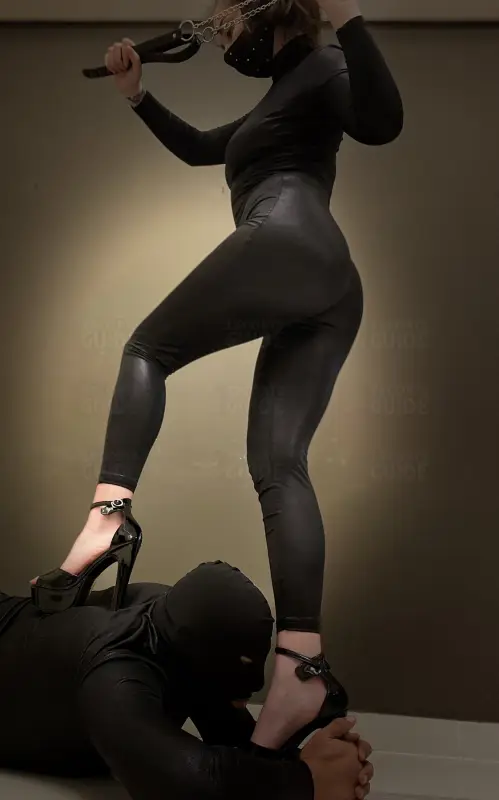 MISTRESS SARA