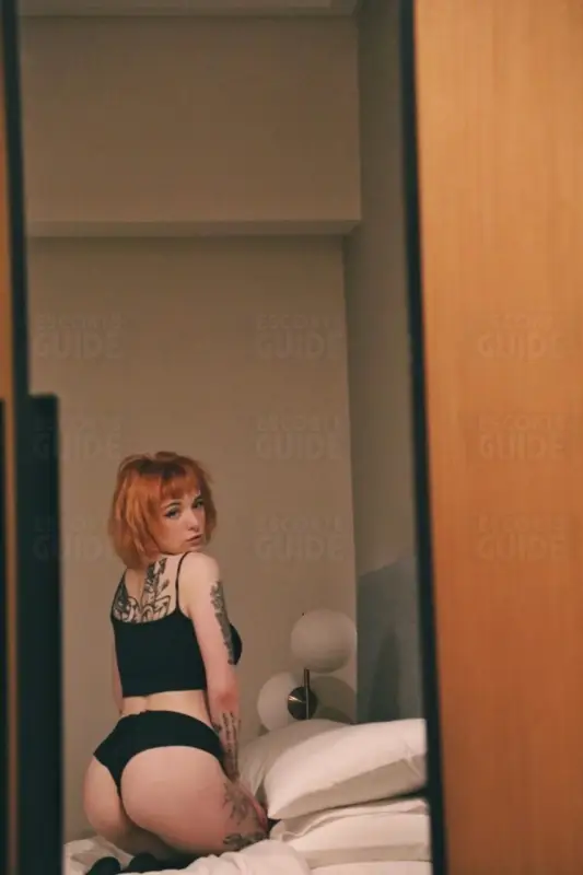 AMAZING JULIA