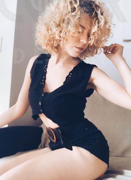 Anaiss Goldilocks