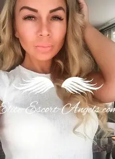 Mira Anal