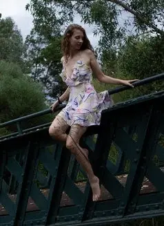 Alice Field