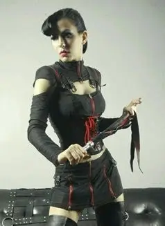 Dominatrix Vivian