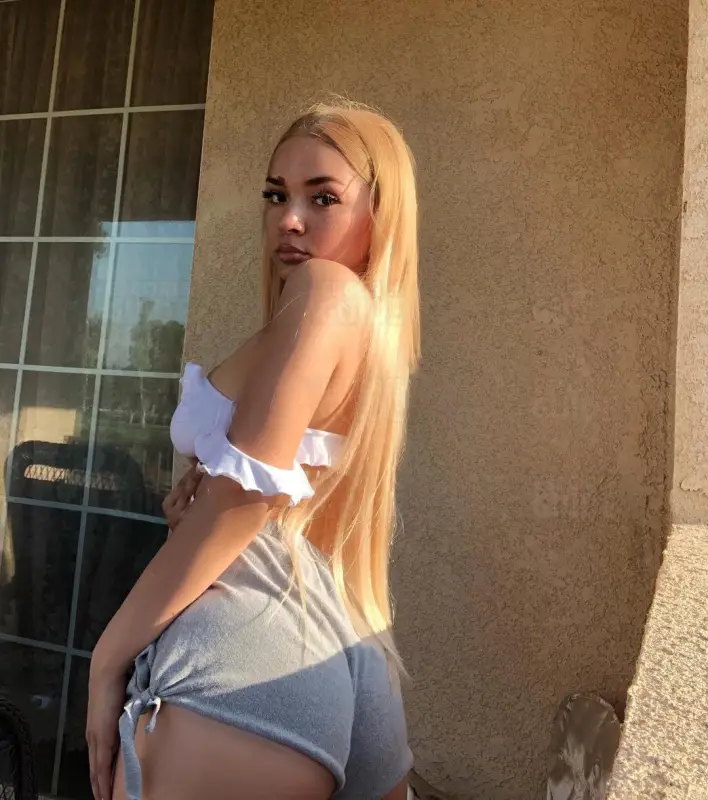 Vanessa — Nice